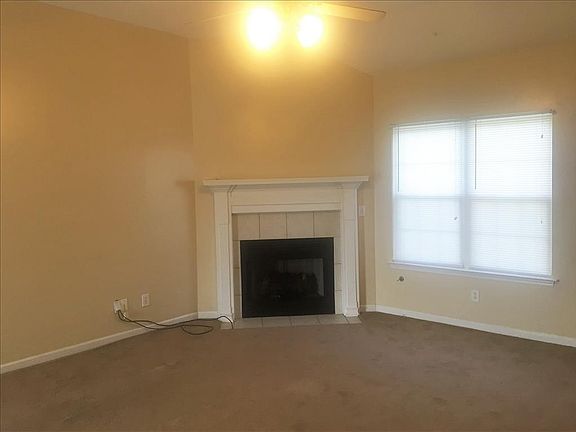 5th image of 111 Morningdale Dr