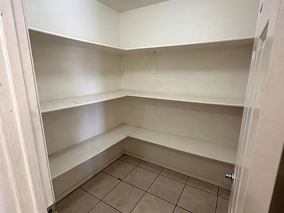 5th image of 3768 W 12th St