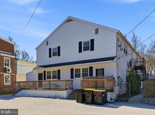 146 Walnut St, Mont Clare, PA