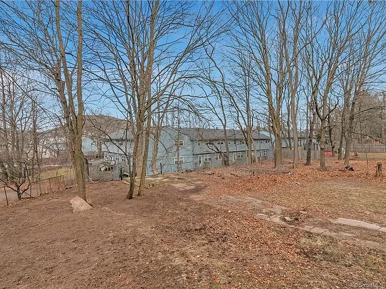 38 Diamond St — Photo 32