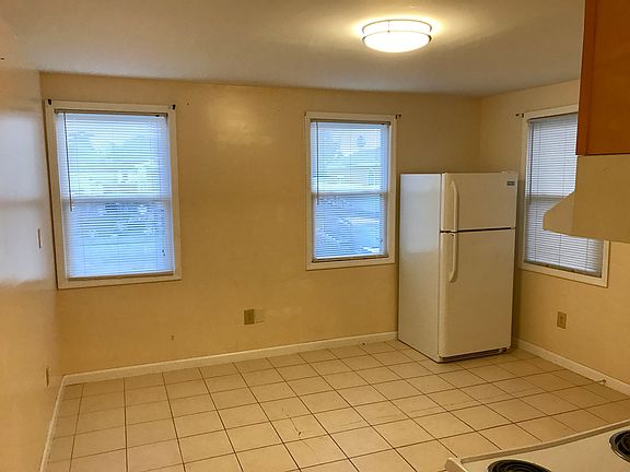 Living Room/Kitchen