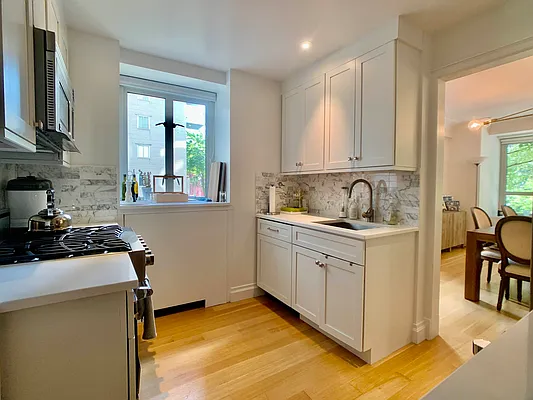 Rented by Corcoran | media 22