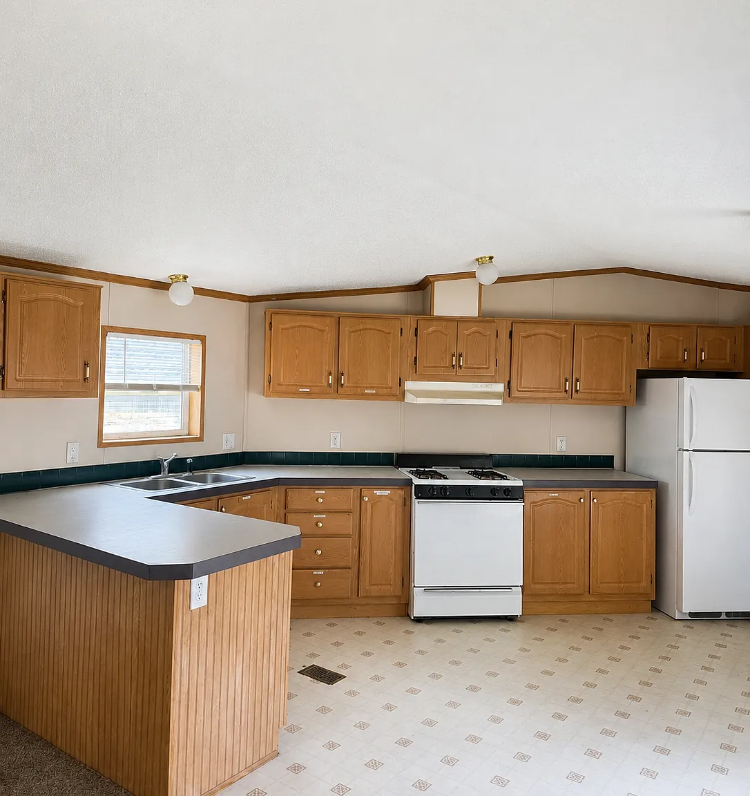 3 bed, 1216 sqft, $1,099 — Photo 2