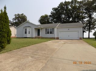 177 Oak Tree Dr, Oak Grove, KY 42262