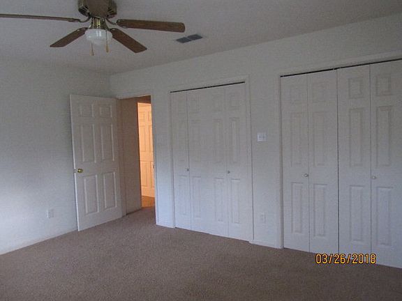 2nd image of 203 Lone Oak Dr