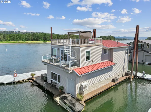 19609 NE Marine Dr #B18, Portland, OR 97233