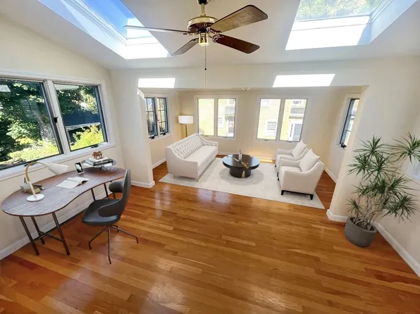 223 Main St #2, Medford, MA 02155