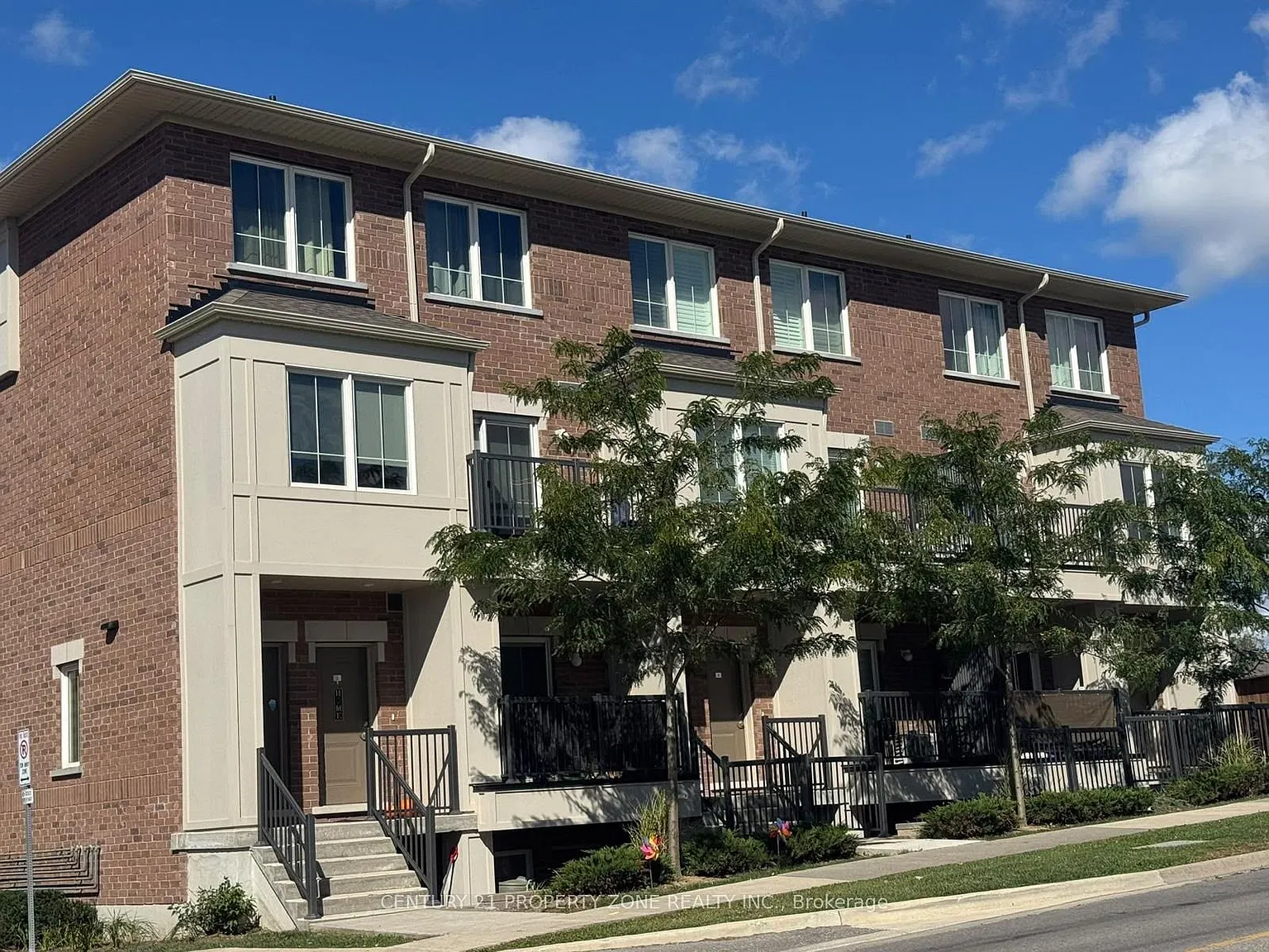 2 bed, $2,450 — Photo 1
