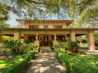 1242 S Austin Ave, Georgetown, TX 78626