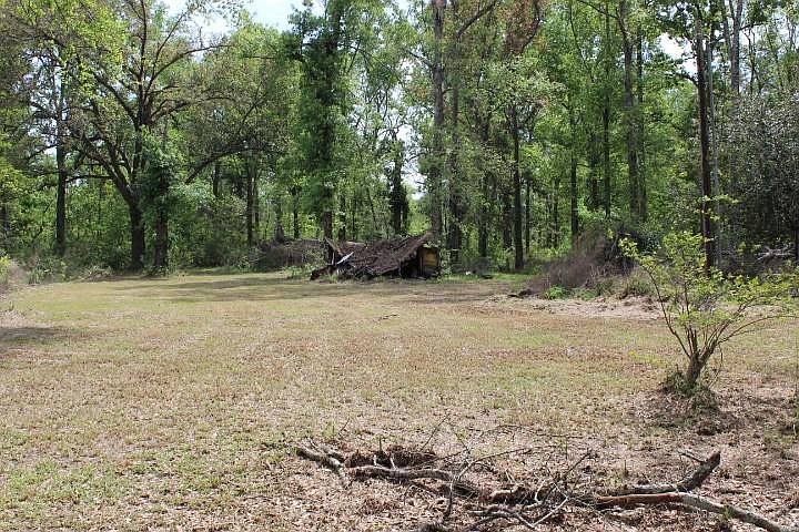 1st image of 44646 Parsonage Rd