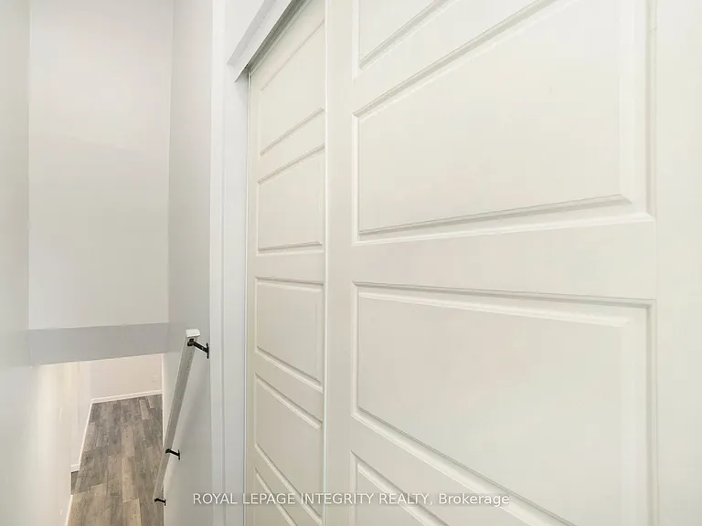 22 Dollard St #B — Photo 14