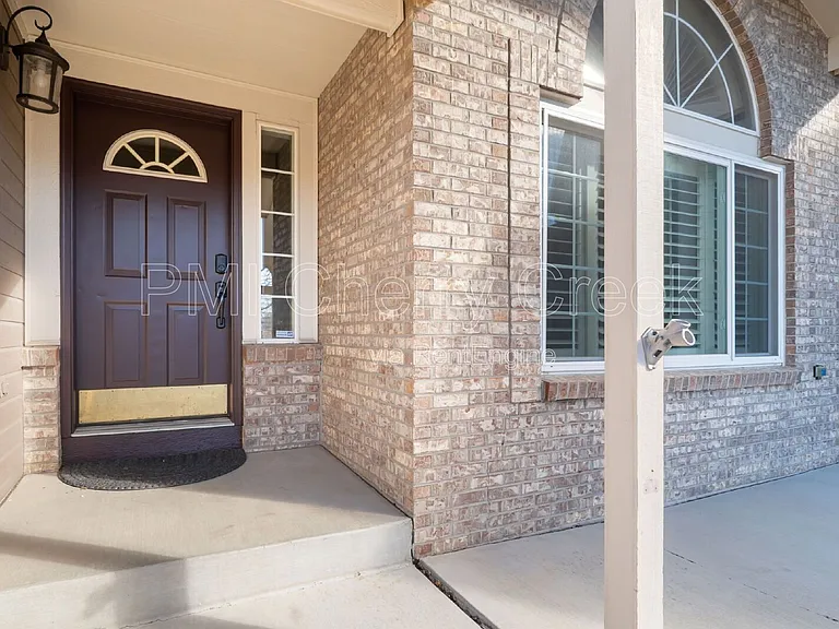 6765 Shannon Trl — Photo 6