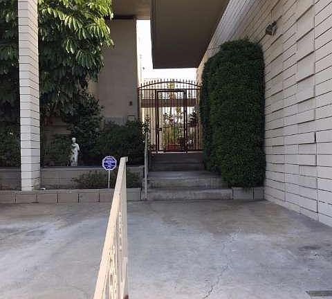 2nd image of 1200 W Huntington Dr Unit 33