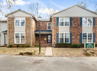 900 Burning Springs Cir, Louisville, KY 40223