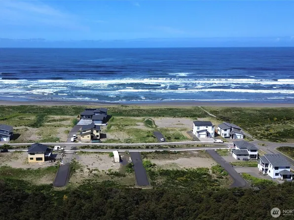 1505 Beach Glass Lane, Westport, WA 98595