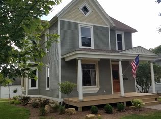 101 W Center St, Mount Morris, IL 61054