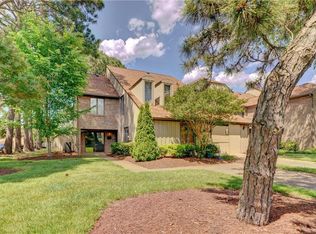 4298 Hatton Point Ln, Portsmouth, VA 23703