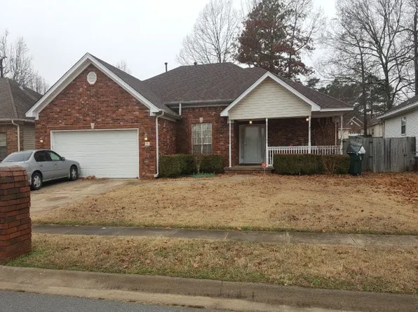 19 Wedgeside Dr, Little Rock, AR 72210