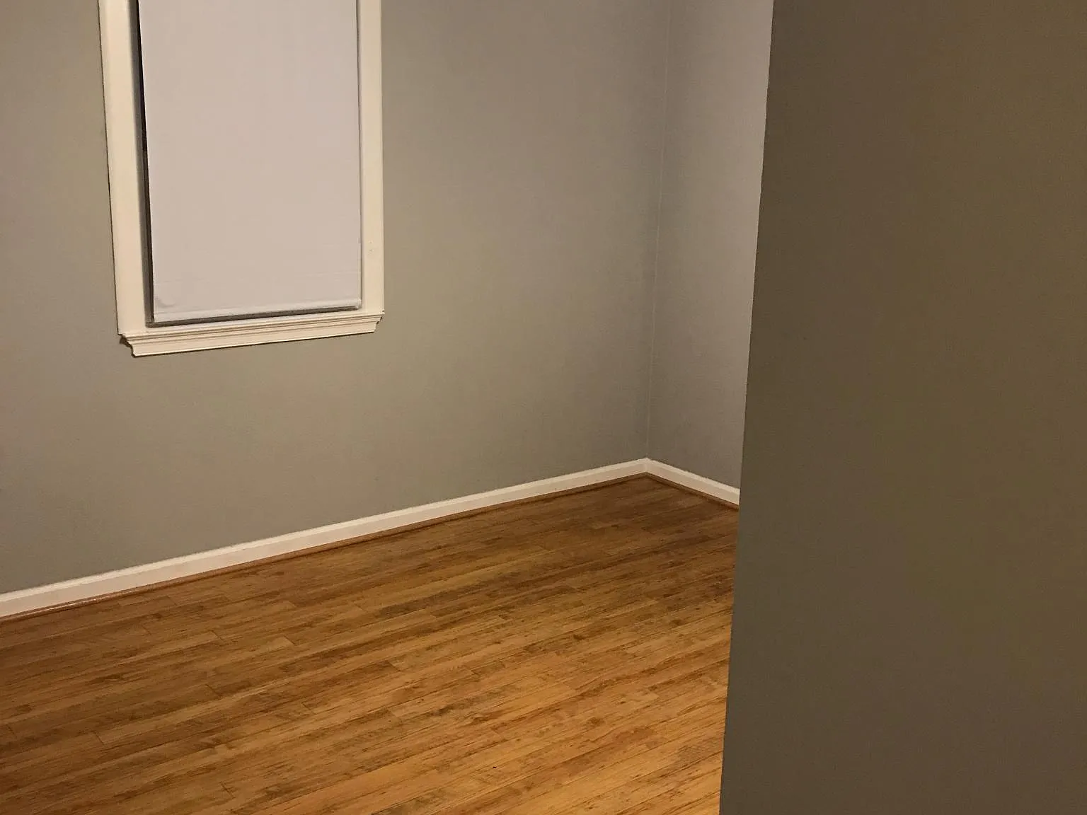 2328 N Lincoln Ave — Photo 2