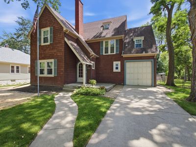 109 Elmwood Pl, Crown Point, IN, 46307