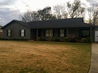 1807 Mauvilla Dr, Demopolis, AL 36732