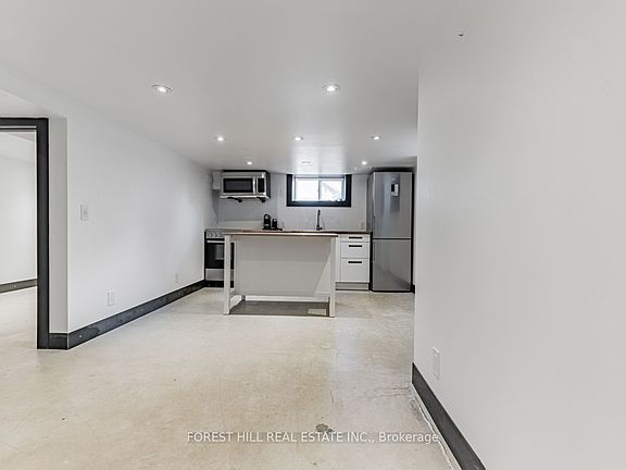 5th image of 18 Sunnybrae Cres