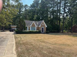 305 Fairview Rd SE, Camden, AR 71701