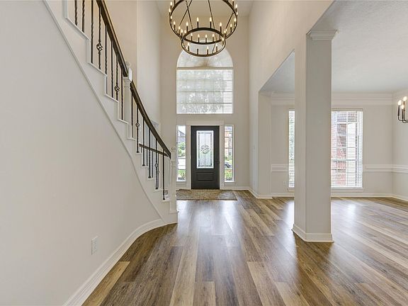2nd image of 17318 Bonnard Cir