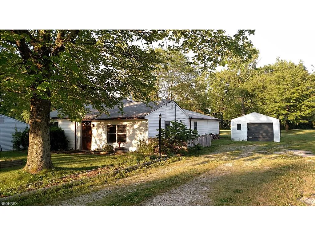 1981 Gaylann Dr photo 1