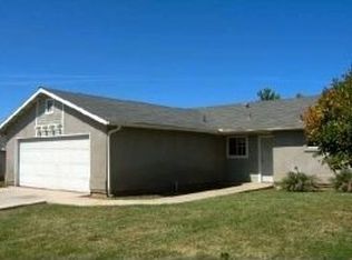 77 N Sierra St, Porterville, CA 93257