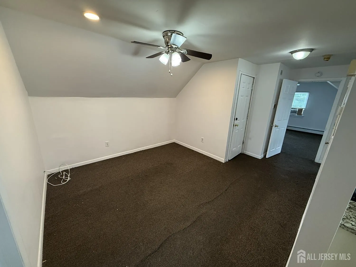 2 bed, 1.0 bath, $1,750 — Photo 3
