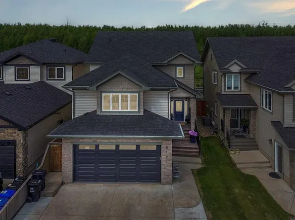 212 E Stonecreek Lndg, Wood Buffalo, AB T9K 0X4