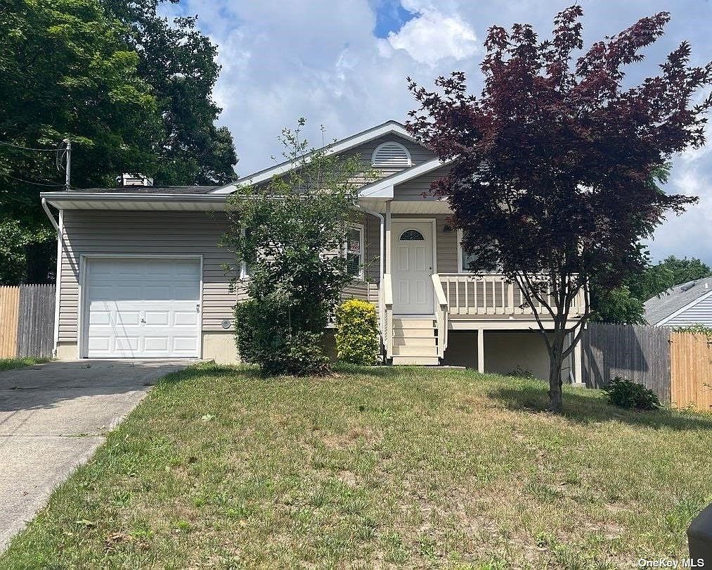 32 Blue Point Road, Selden, NY 11784 Zillow