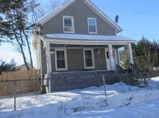 654 Newbury St, Springfield, MA 01104