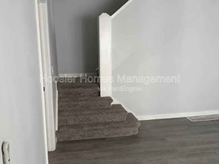 940 Jefferson Ave #1 — Photo 6