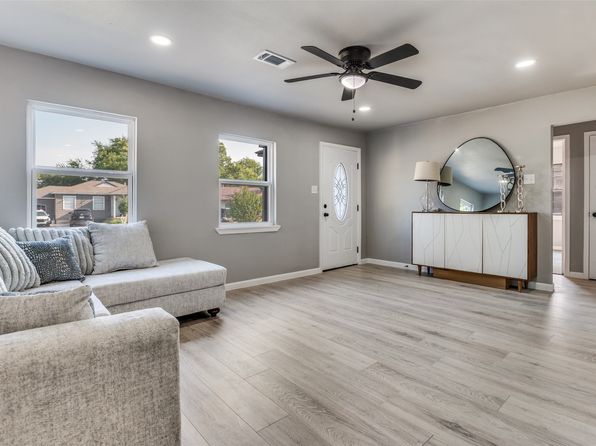 Home for Sale in Grand Prairie TX