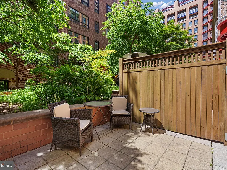 631 D St NW #245 — Photo 1