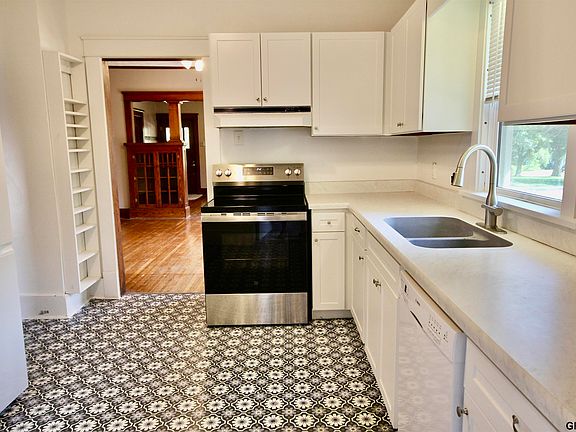 2nd image of 1409 14th St