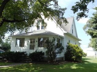 310 S 4th St, Dahlgren, IL 62828