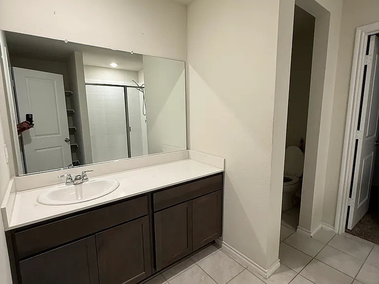 216 Samuel St — Photo 13
