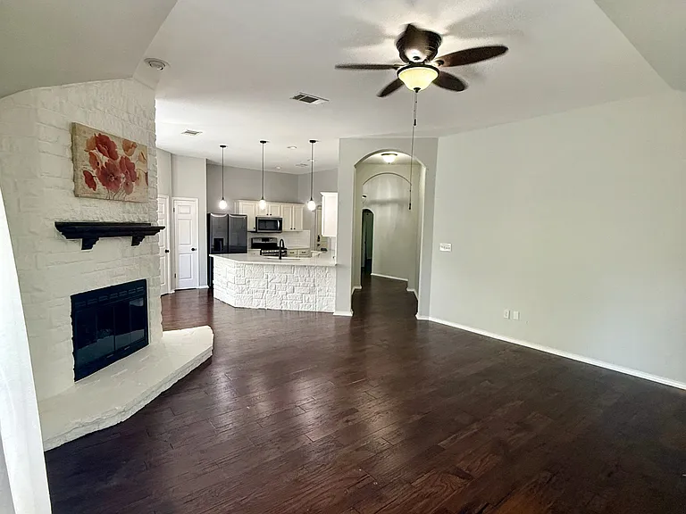 1713 Lantana Dr — Photo 6