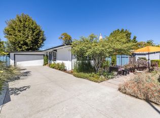 930 Van Auken Cir, Palo Alto, CA 94303