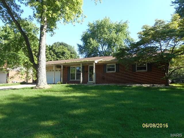 1st image of 221 Churchill Dr