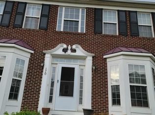 170 Burnlea Rd, Charles Town, WV 25414