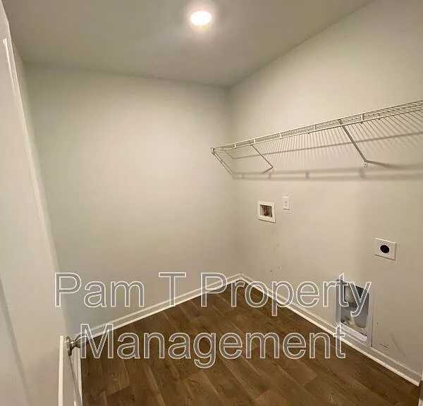 124 Troupe Dr — Photo 31
