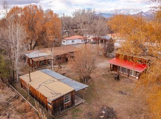825 Upper Ranchitos Rd, Taos, NM 87571