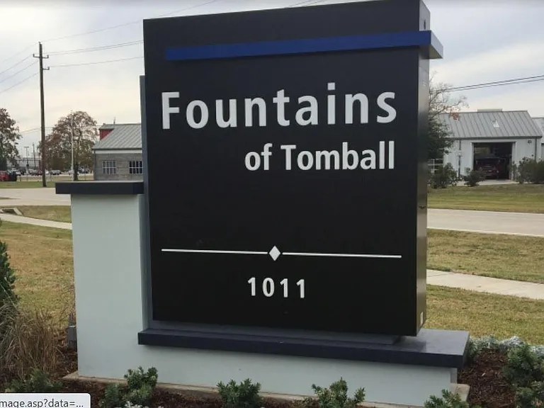 Fountains of Tomball — Photo 30