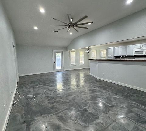 2nd image of 104 Mallard Dr