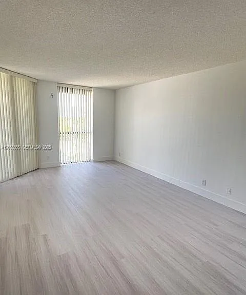 3600 Yacht Club Dr #504 — Photo 15