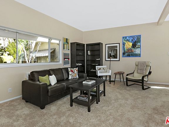 4th image of 11138 Aqua Vista St #69